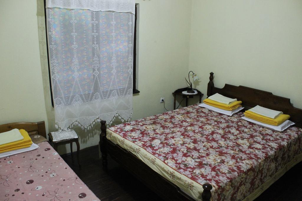 Apartments Mijuskovic ดอนิมอรินิ ห้อง รูปภาพ