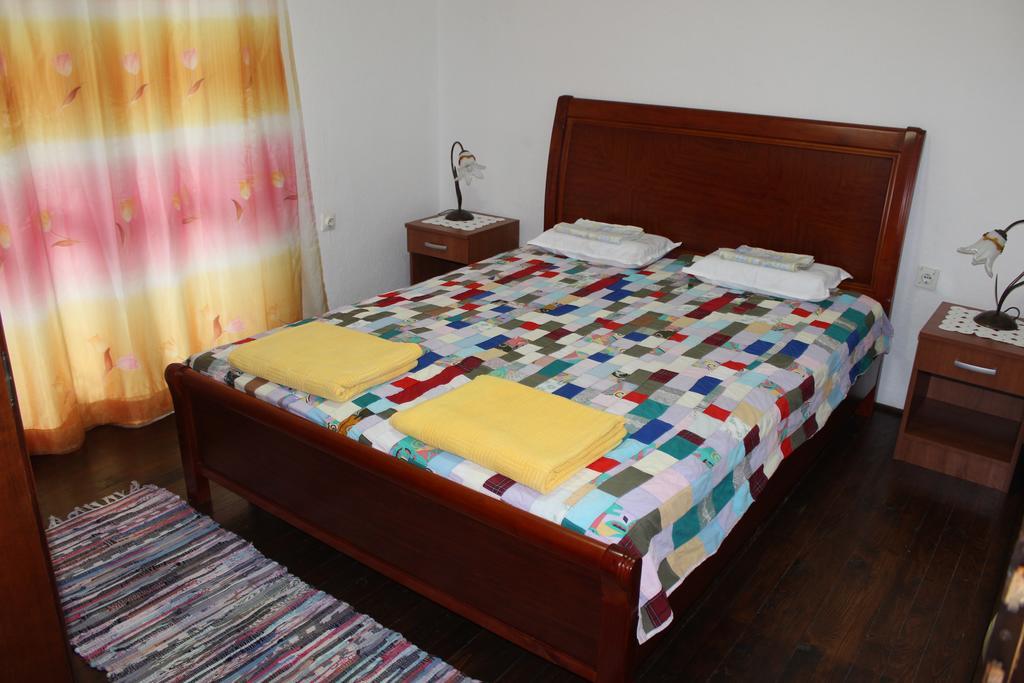 Apartments Mijuskovic ดอนิมอรินิ ห้อง รูปภาพ